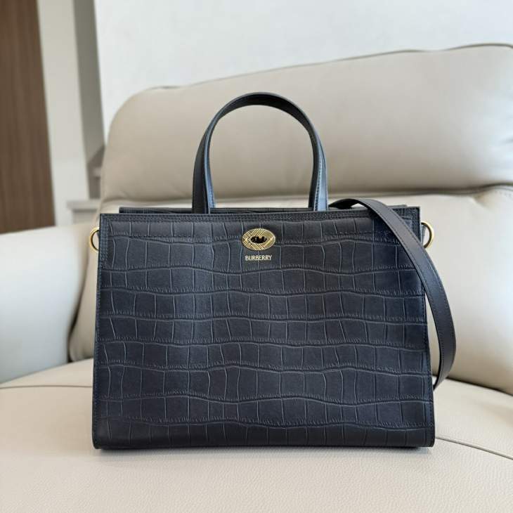 Picture of Burberry Handbags _SKUfw231414721fw